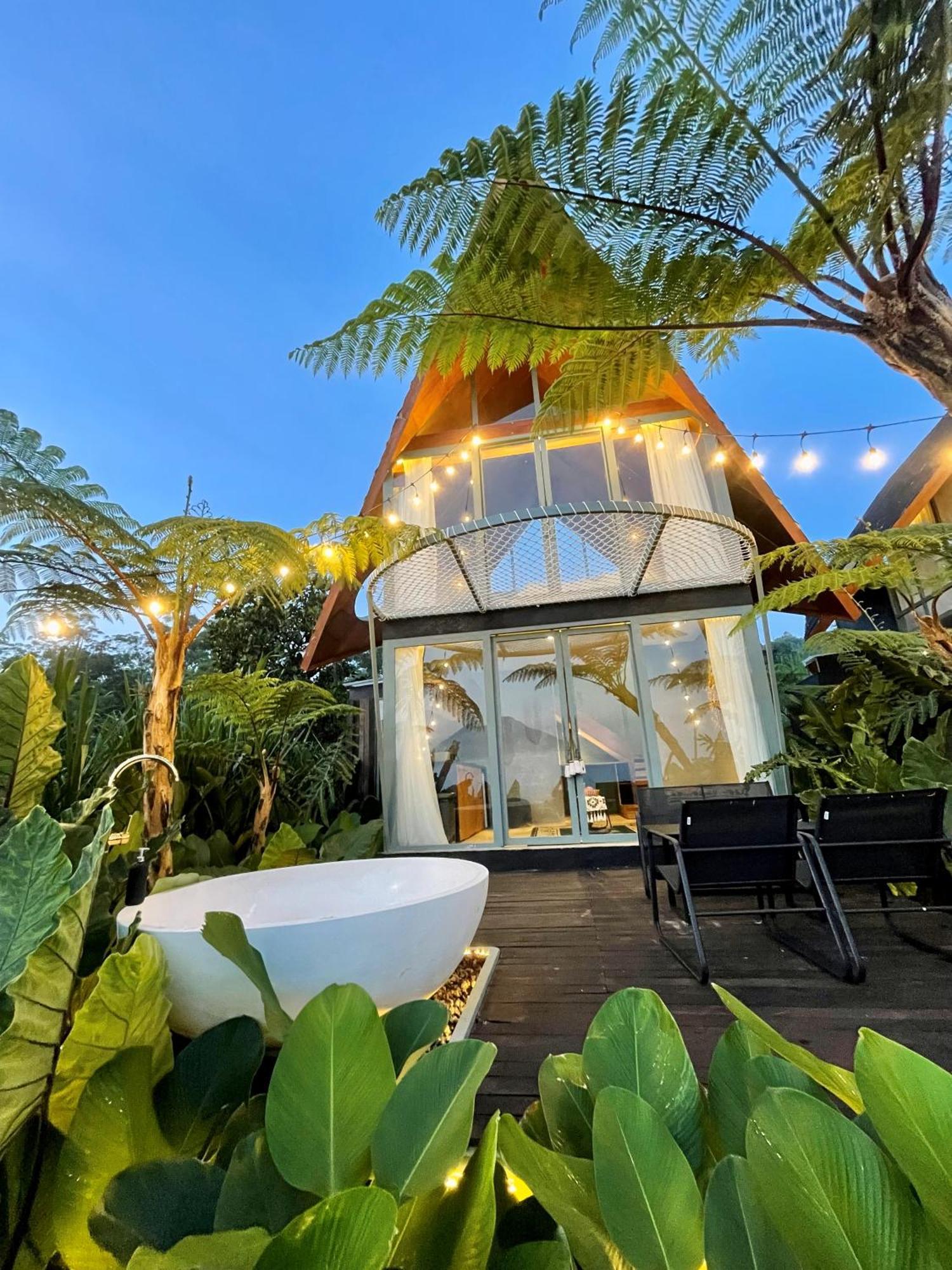 Black Wood Cabin Kintamani Exterior foto